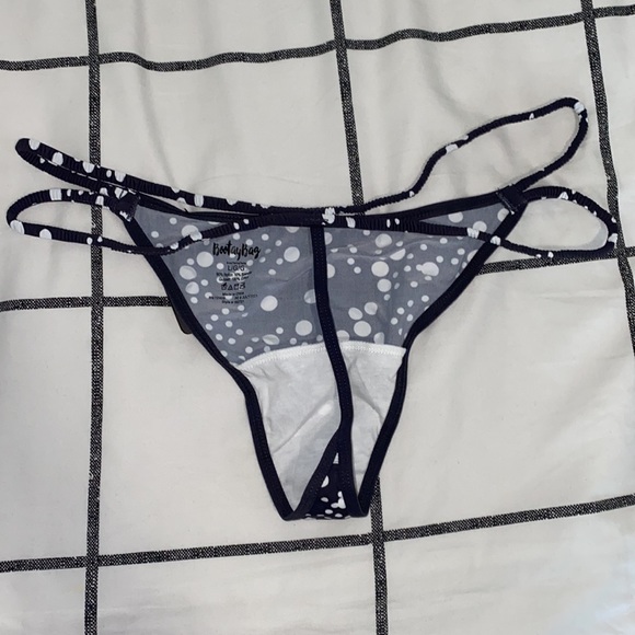 G string - Picture 2 of 3